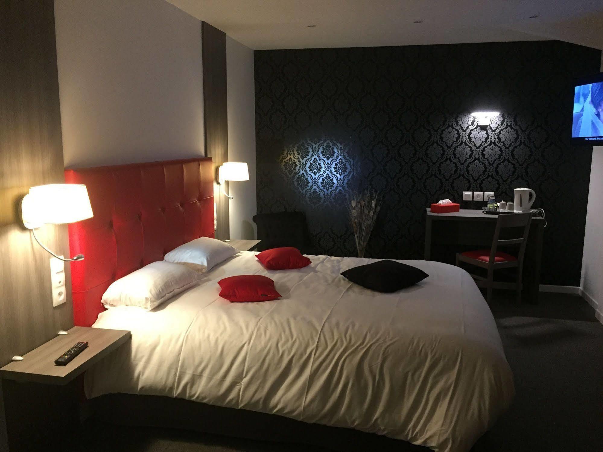 Le Beverl'Inn Флер Экстерьер фото